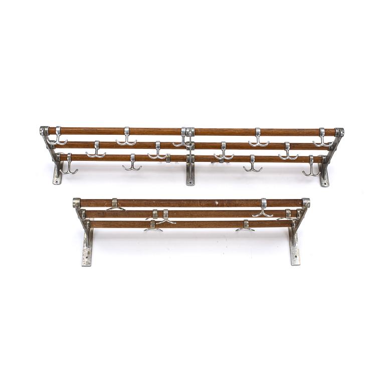 HATTHYLLOR, 2 st, funkis, 1900-talets mitt.