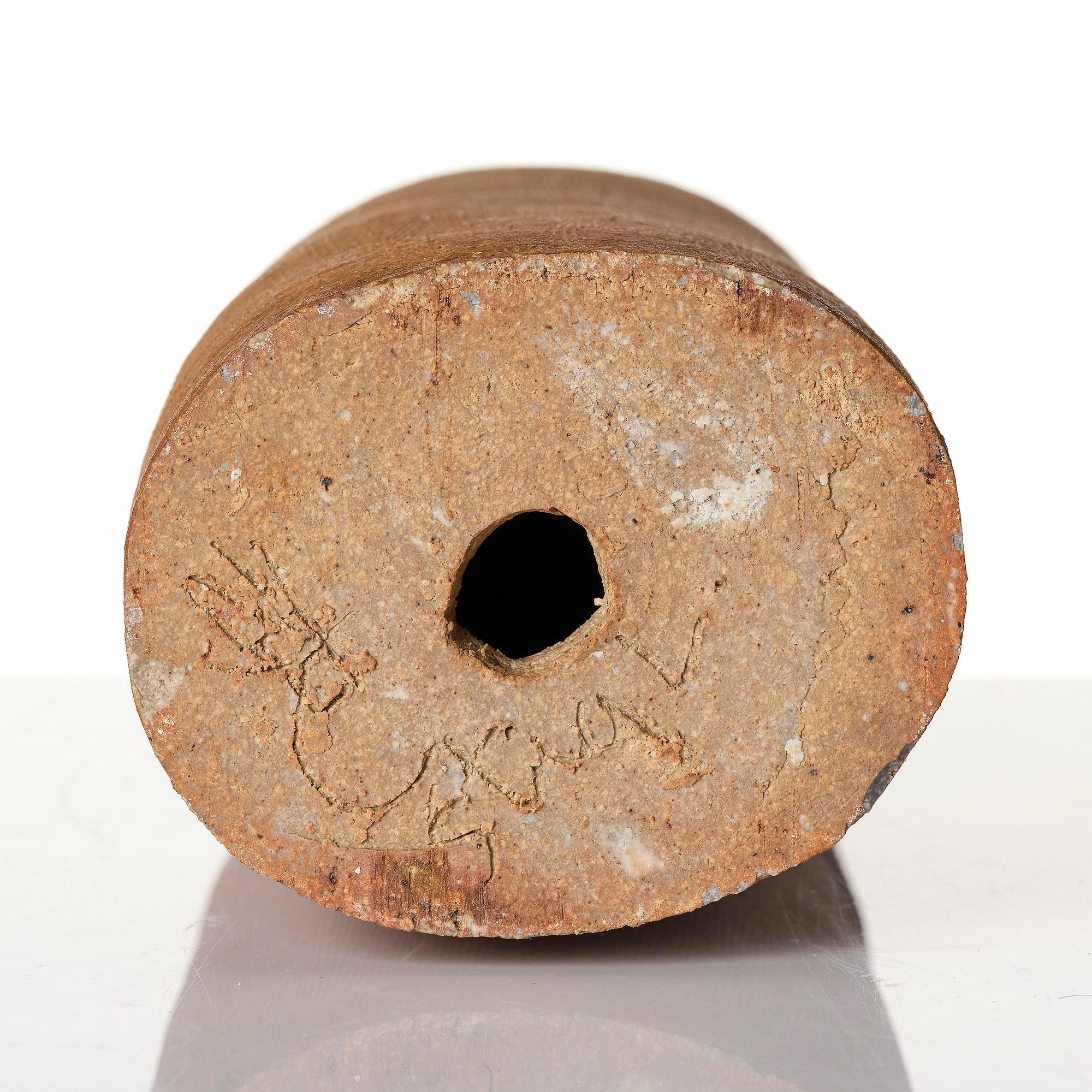 Stig Lindberg, unik skulptur, chamotterat oglaserat stengods, Gustavsbergs Studio 1970.