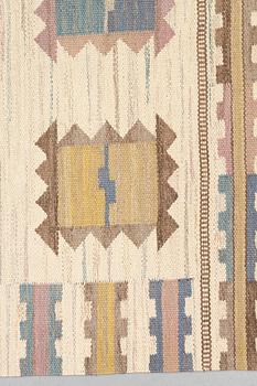 Märta Måås-Fjetterström, a carpet, "Ljusa plador", flat weave, ca 258 x 162,5 cm, signed AB MMF.