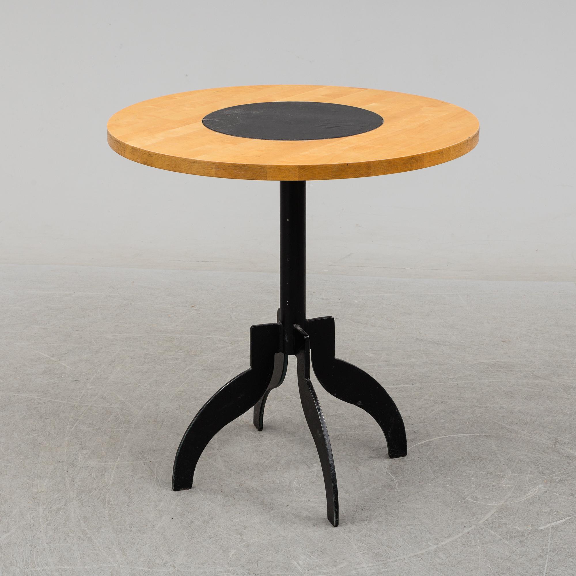 JONAS BOHLIN, bord, "Triptyk II", Källemo, Värnamo, modell formgiven 1988.