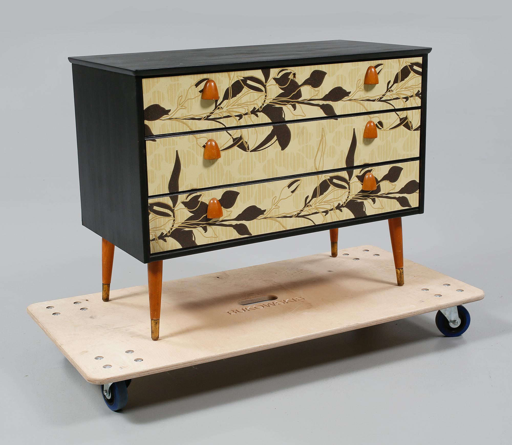 BYRÅ, omkring 1900-talets mitt.