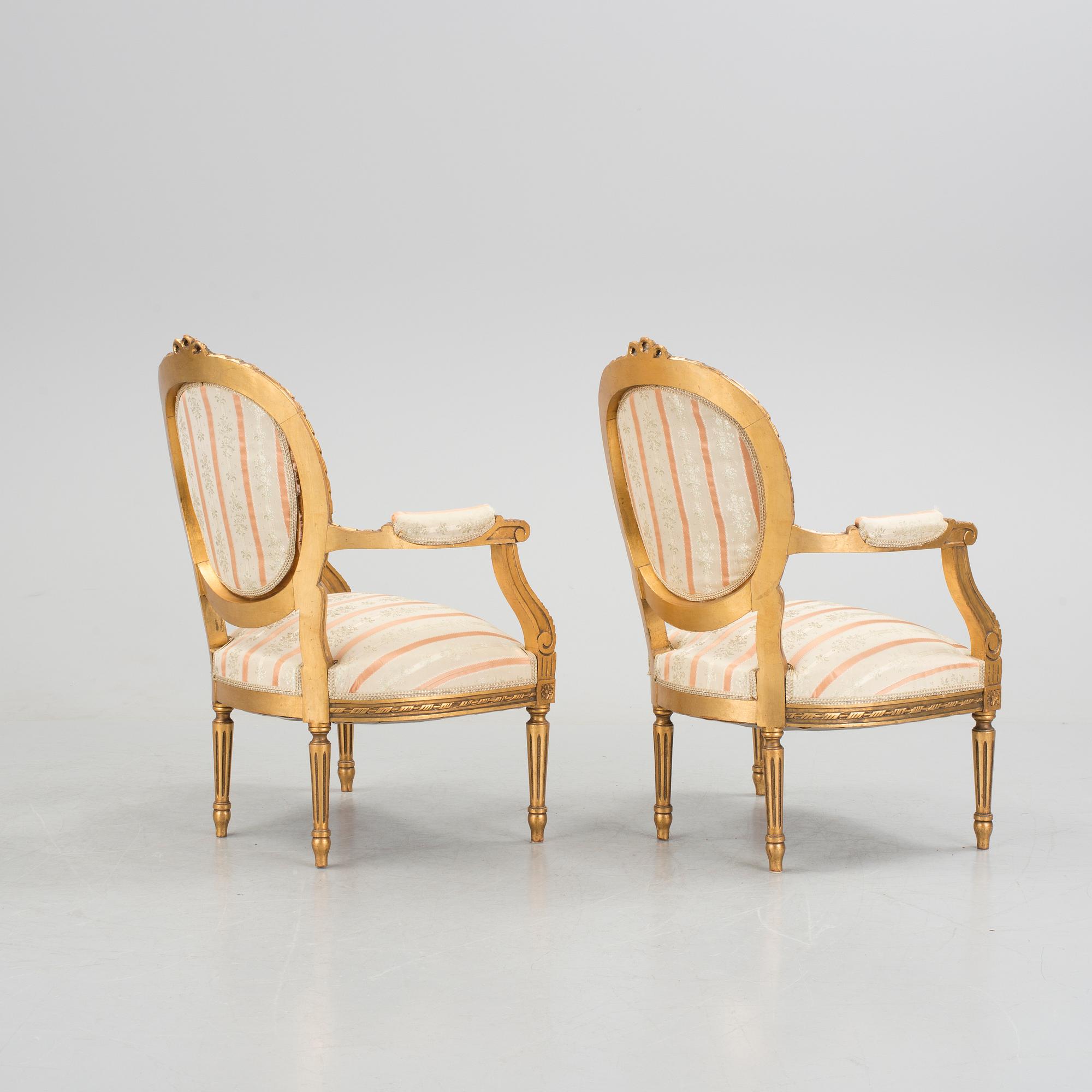 SALONGSGRUPP, 4 delar, Gustaviansk stil, 1900-talets början.