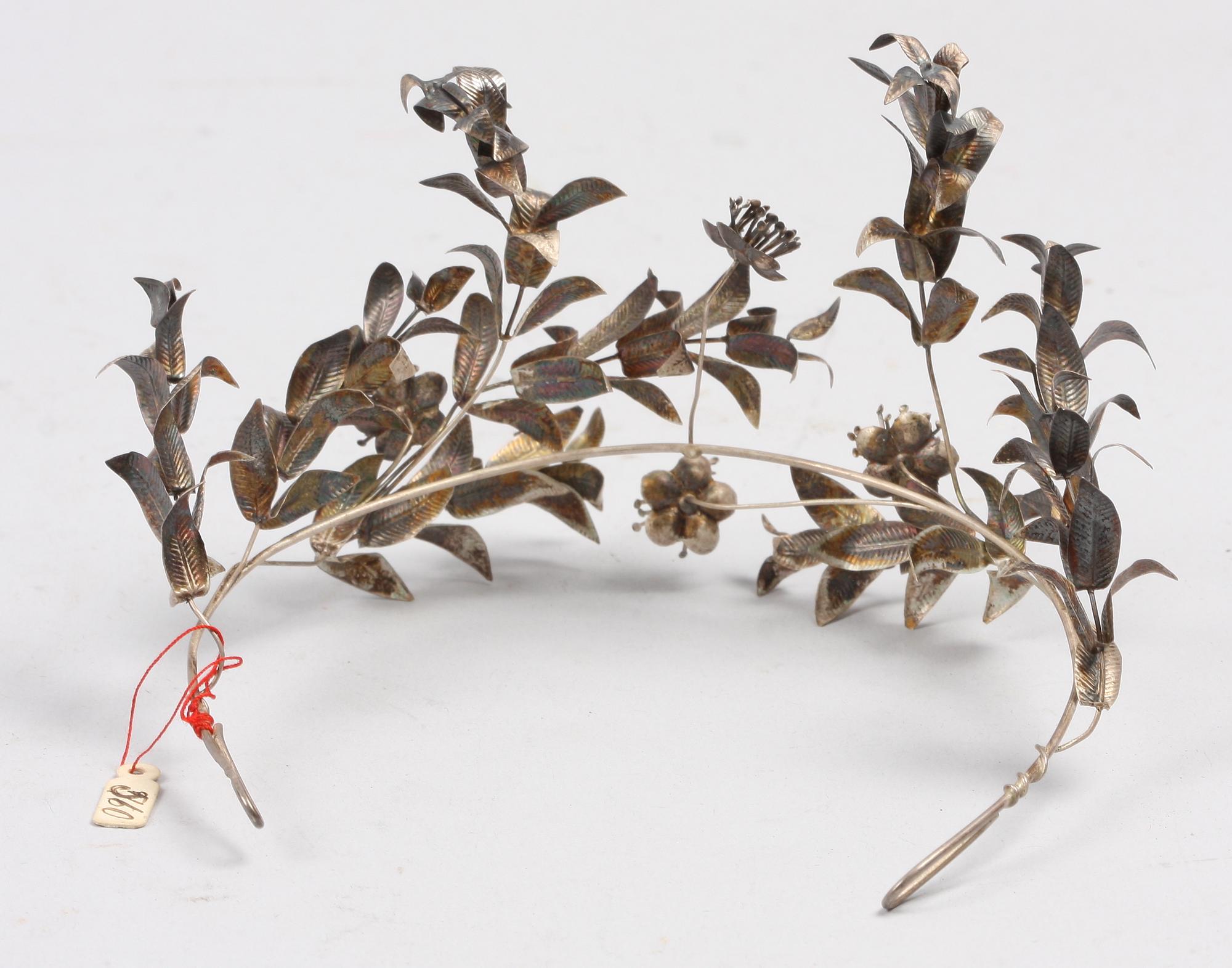 TIARA, silver.