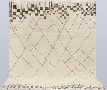 A Morocco design carpet, 303 x 242 cm.