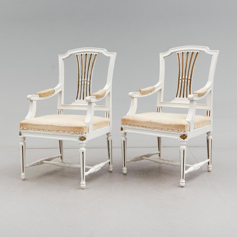 KARMSTOLAR, 1 par, gustaviansk stil, 1800-/1900-tal.