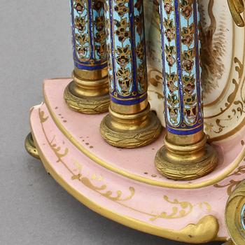 BORDSUR, porslin, 1800/1900-tal.