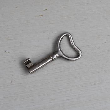 Vitrinskåp, från omkring år 1900.