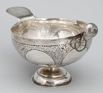 KÅSA, silver, dat 1819, med otydlig stämpel. Tot vikt 66 gram.