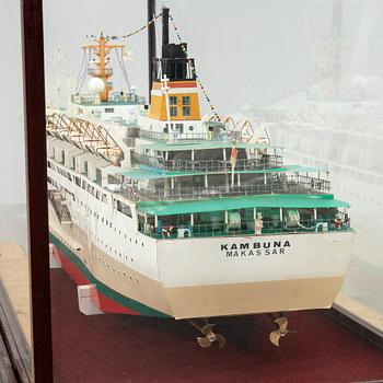 Model boat "MF Kambuna" 1984 Jos L Meyer.