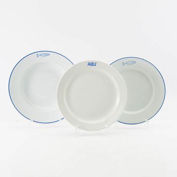 Service 85 dlr "Abu" "Record" Uppsala Ekeby/Rörstrand second half of the 20th century porcelain.