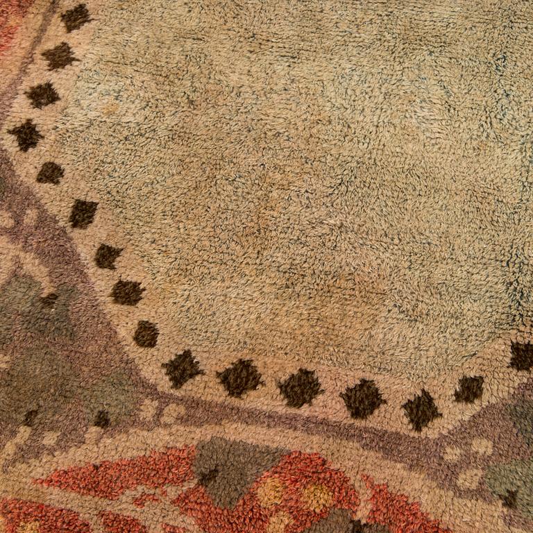 Väinö Blomstedt, rya / ryamatta. Finska Handarbetes Vänner. Ca 280 x 180 cm. 1900-talets början.
