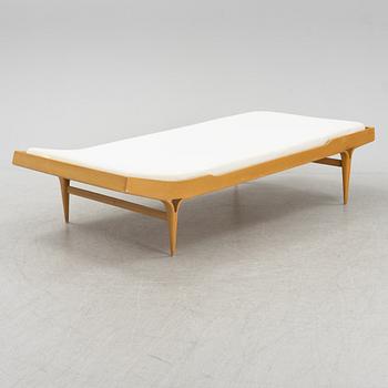 Bruno Mathsson, a model "T 303 / Berlin 60" daybed from Firma Karl Mathsson, Värnamo.