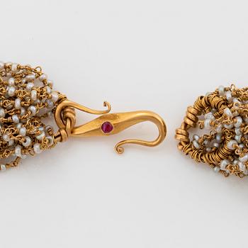 Collier 18K guld och pärlor.