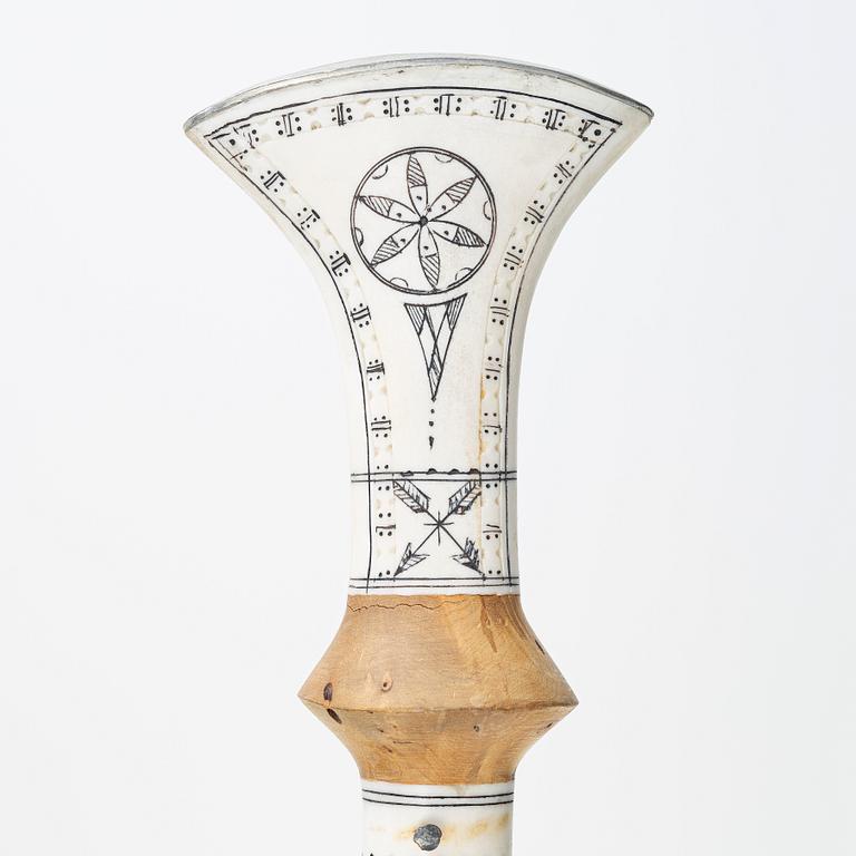 Calle Gran, stick, signed.