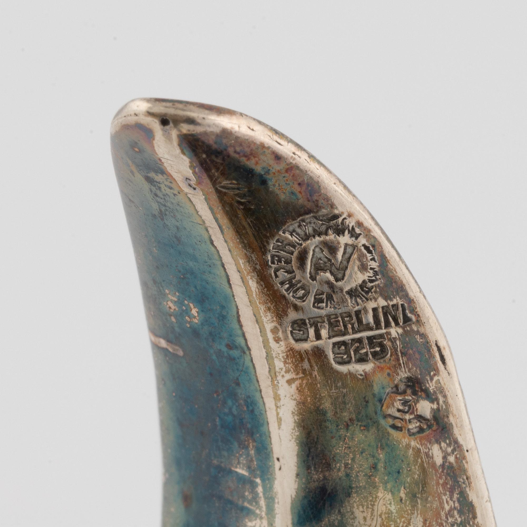 Silver bangle, Mexico.
