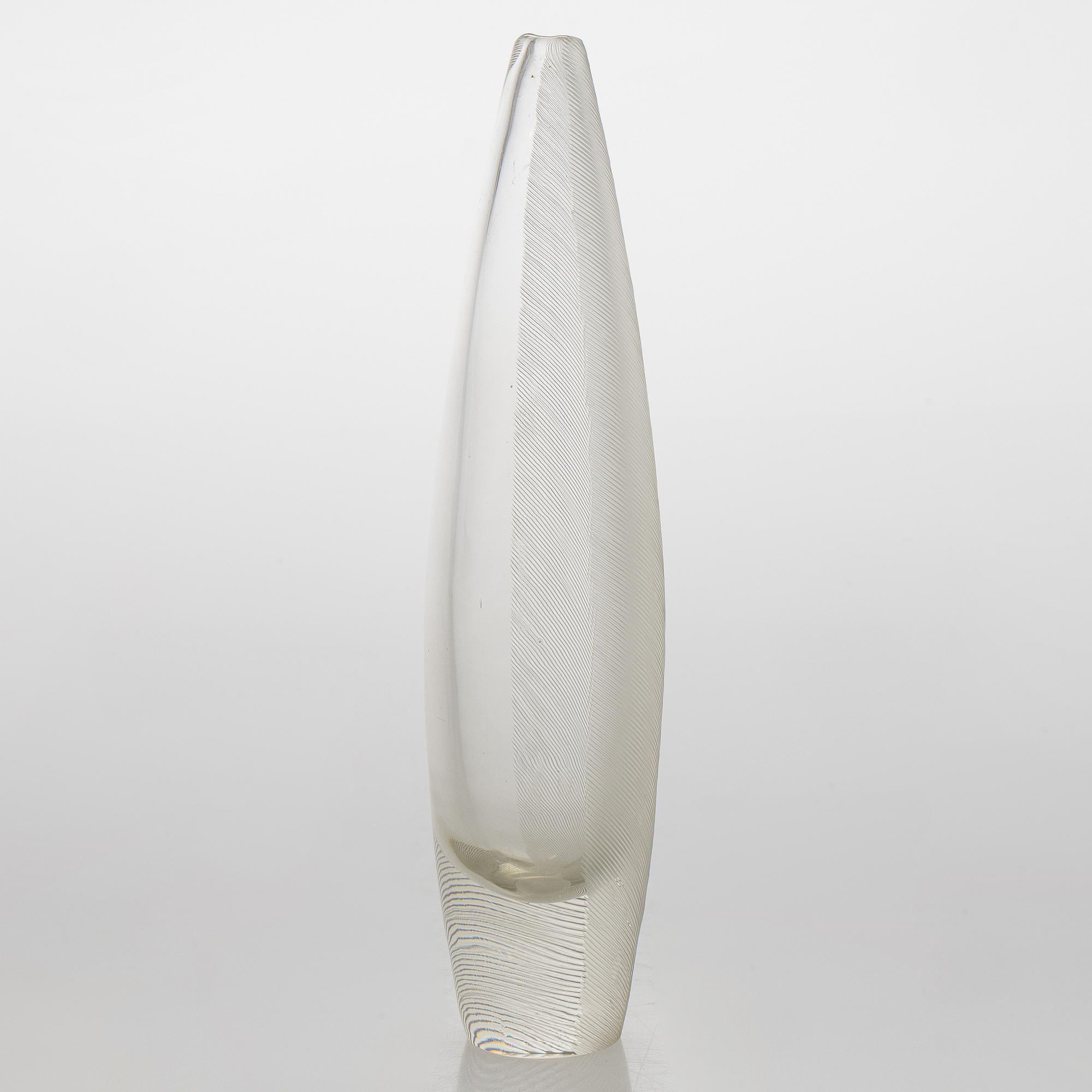 Tapio Wirkkala, A 'Sulka' Glass Vase, signed Tapio Wirkkala iittala -58.
