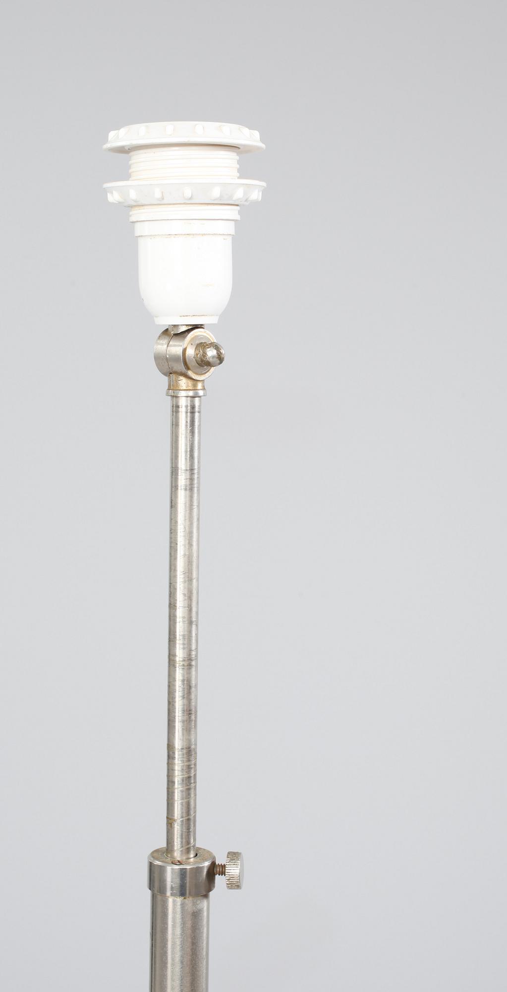 GOLVLAMPA, 1930-tal.