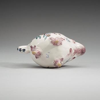A Swedish faience sauce boat, Rörstrand, 18th Century.