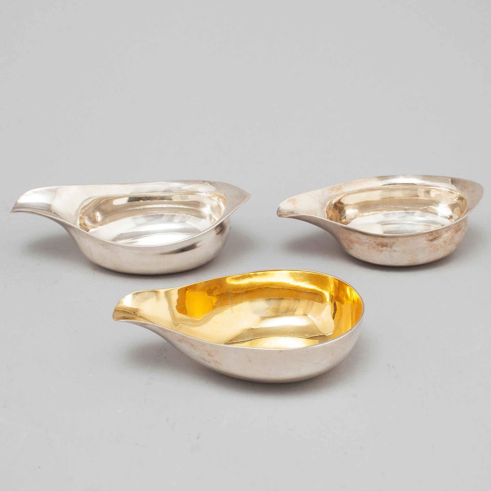 4 silver pap boats. Among others Richard Gurney & Thomas Cook London 1752.