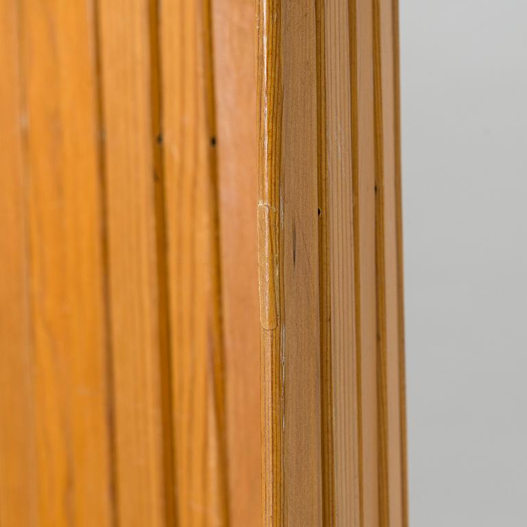 Alvar Aalto, a late 20th century '100' folding screen for O.Y. Huonekalu- ja Rakennustyötehdas A.B.