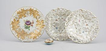 PARTI PORSLIN, 4 delar, meissen/meissenliknande, 1800/1800-tal.