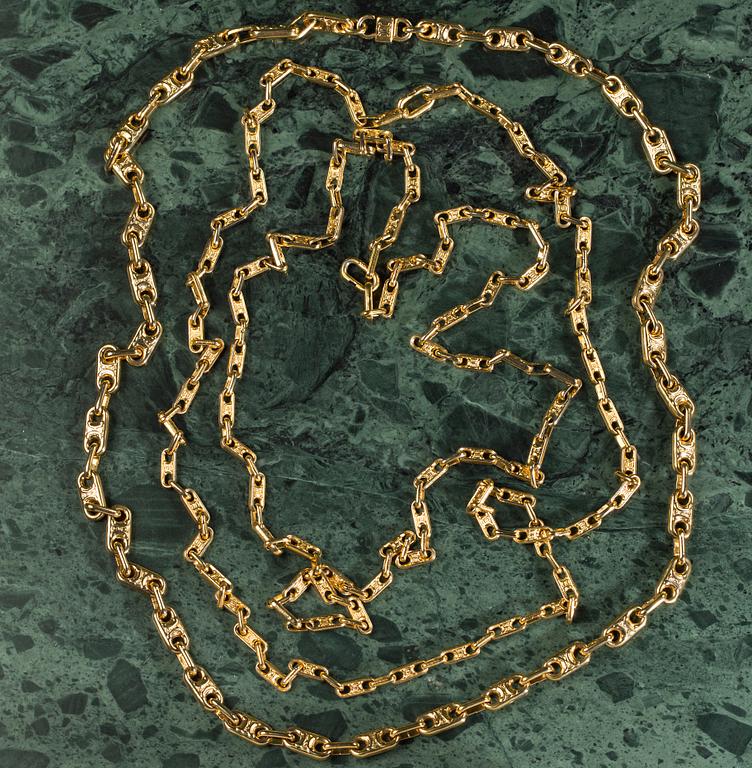HALSBAND, 3 st. CELINÈ.