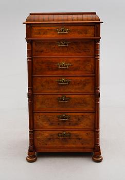 CHIFFONJÉ, 1800-talets andra hälft.
