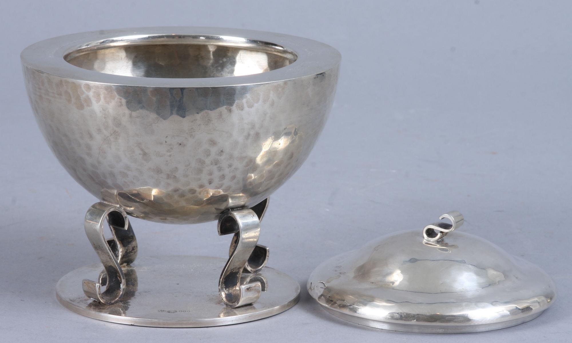 LOCKASK, silver, utländska stämplar, 310 g.