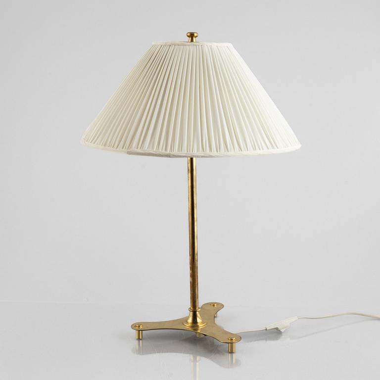 Josef Frank, bordslampa, modell 2467, Firma Svenskt Tenn.