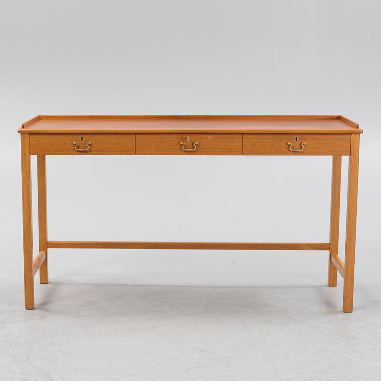 Josef Frank, a model 2115 mahogany sideboard, Firma Svenskt Tenn.