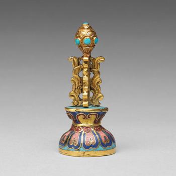 A cloisonné finial/object, Qing dynasty (1664-1912).