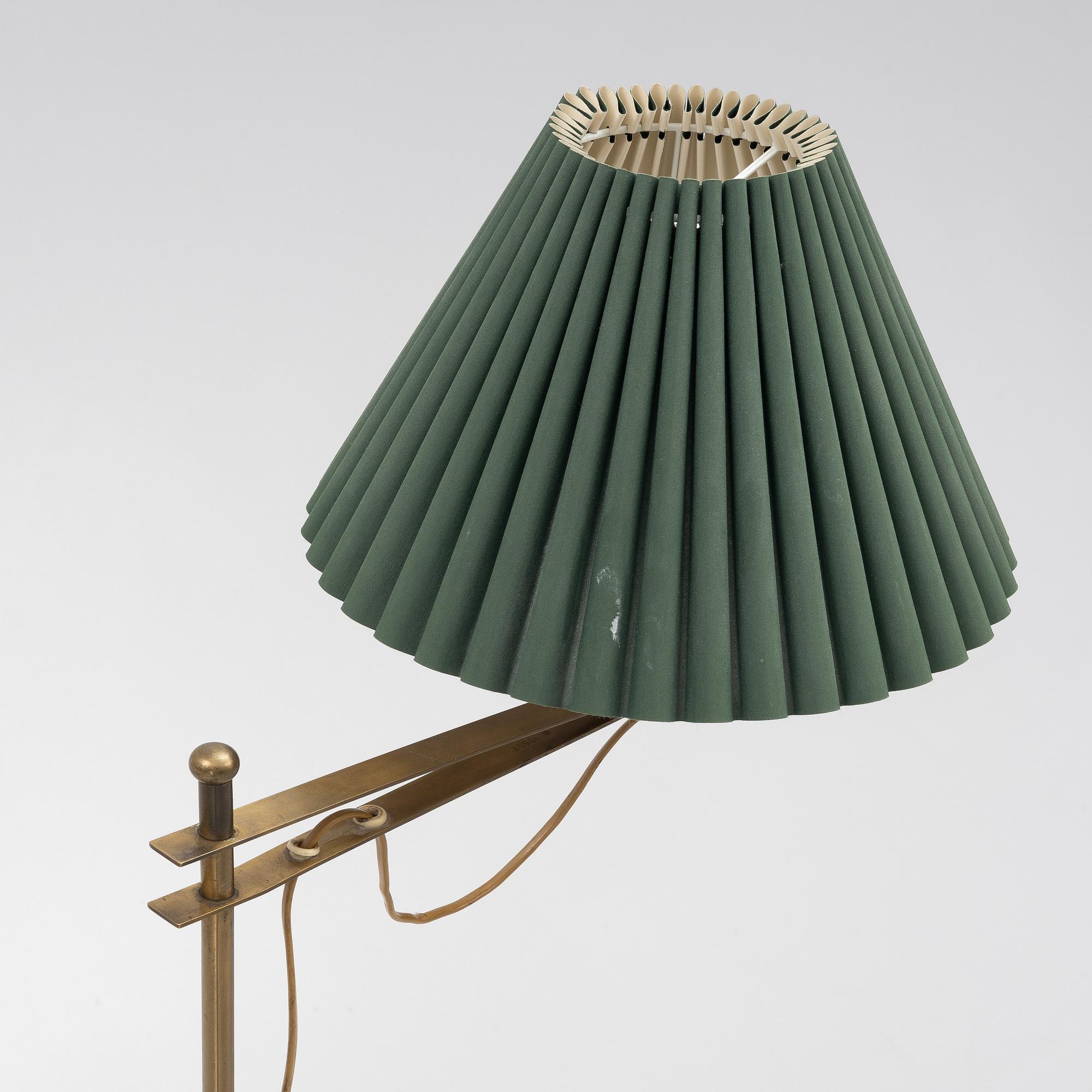 Harald Notini, golvlampa, modell "15597", Arvid Böhlmarks Lampfabrik, Stockholm, 1950-tal.