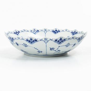 Royal Copenhagen, A large "Blue fluted full lace" (Musselmalet helblond) porcelain bowl, model 1019, 1968.