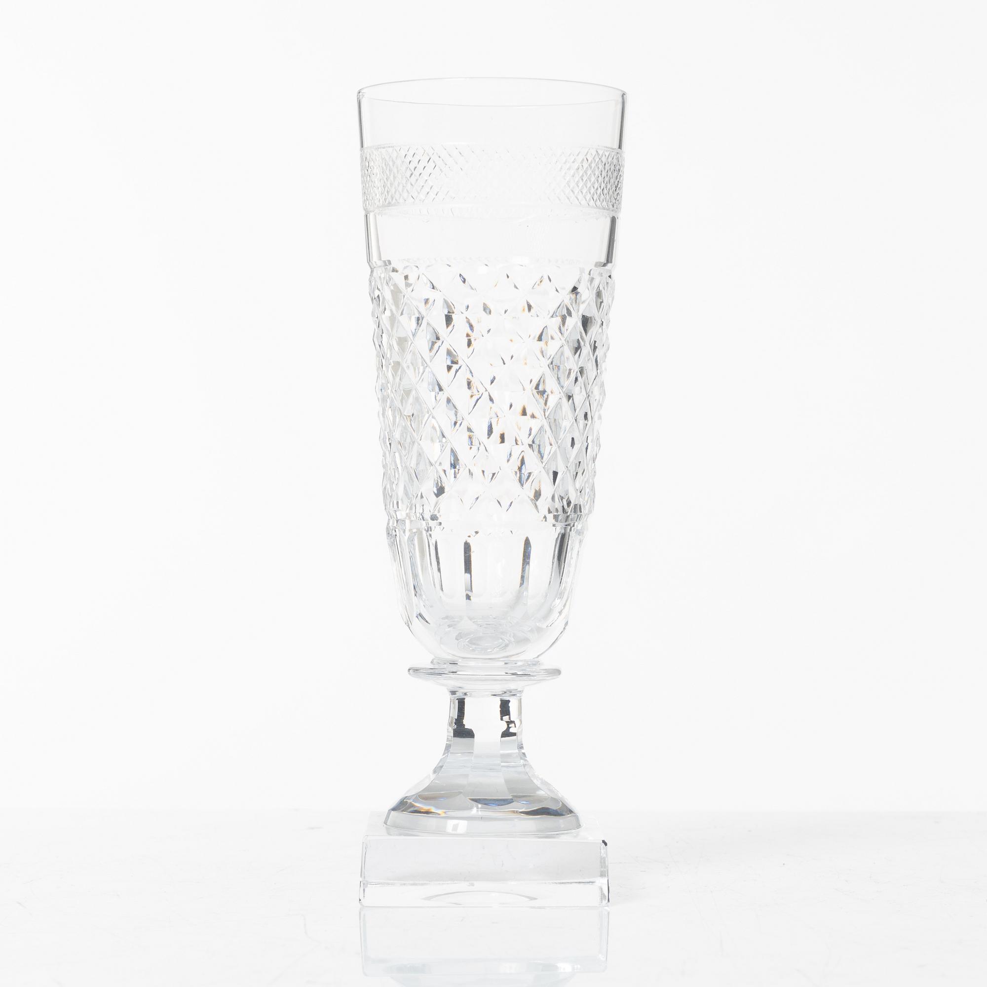 Elis Bergh, glasservis, 107 delar, "Kent", Kosta Boda.