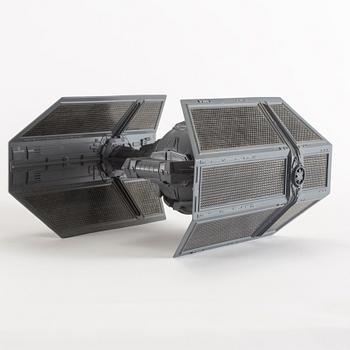 STAR WARS, Darth Vader Tie fighter samt X-wing i kartonger, 1970/80-tal.