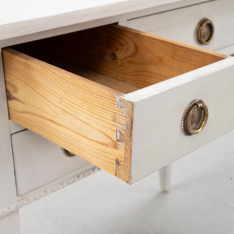 Skrivbord, gustaviansk stil,  sent 1800-tal.