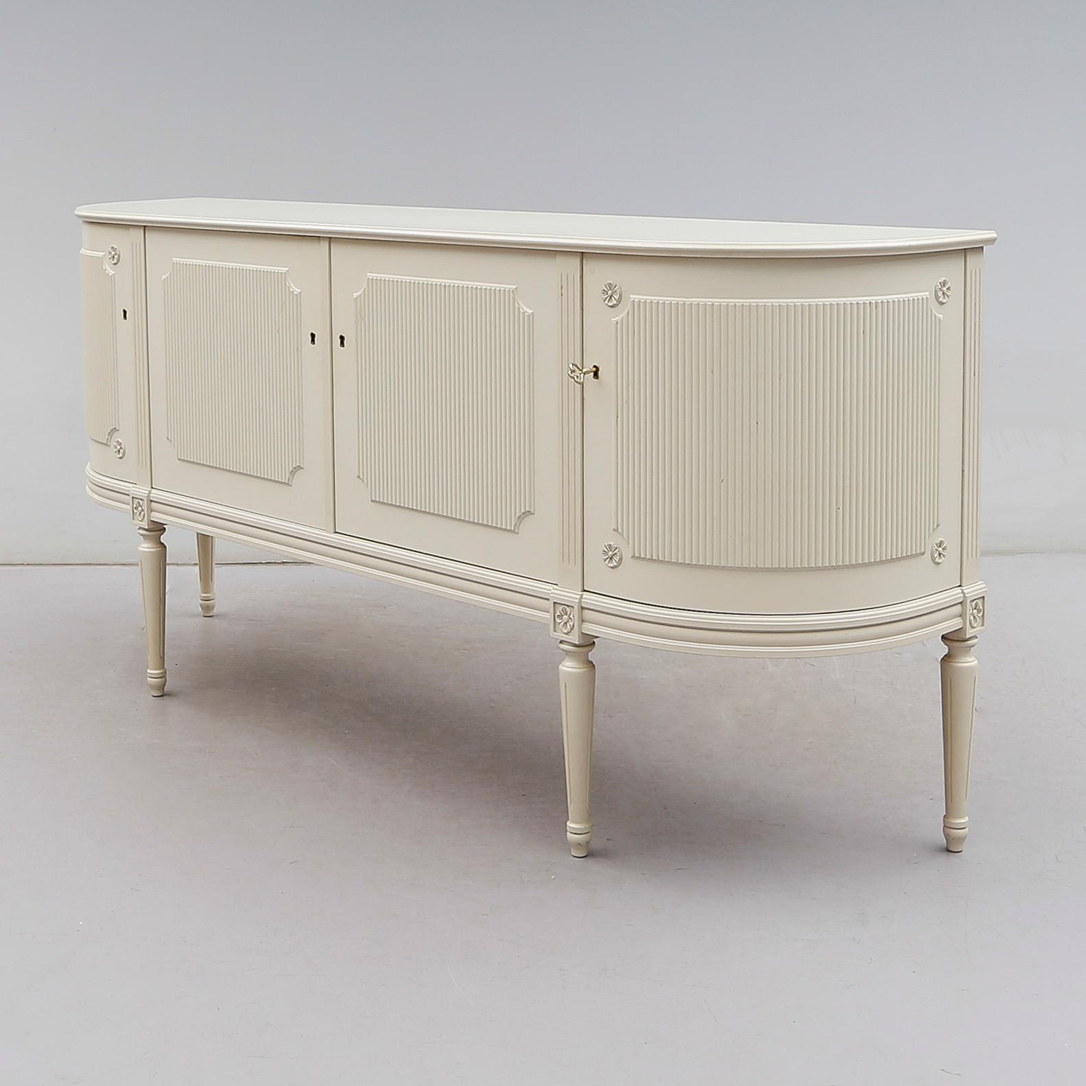 SIDEBOARD, gustaviansk stil, 1900-talets andra hälft.