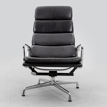 Charles and Ray Eames, stol "Soft Pad EA 222", Vitra sent 1900-tal.