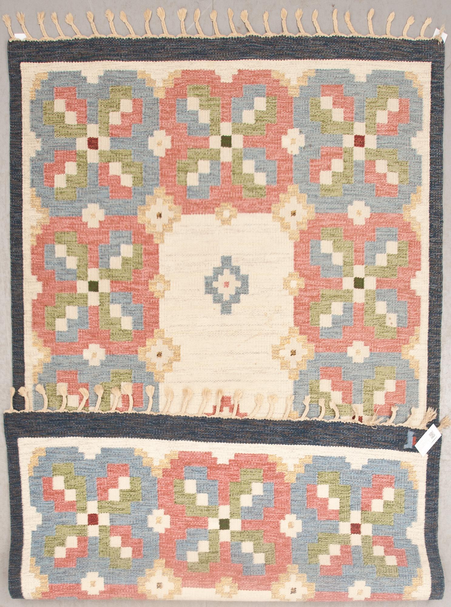 MATTA, rölakan, "Lyckeny", design Lizette Norlander,  Vävaregården. Ca 244 X 144 cm.