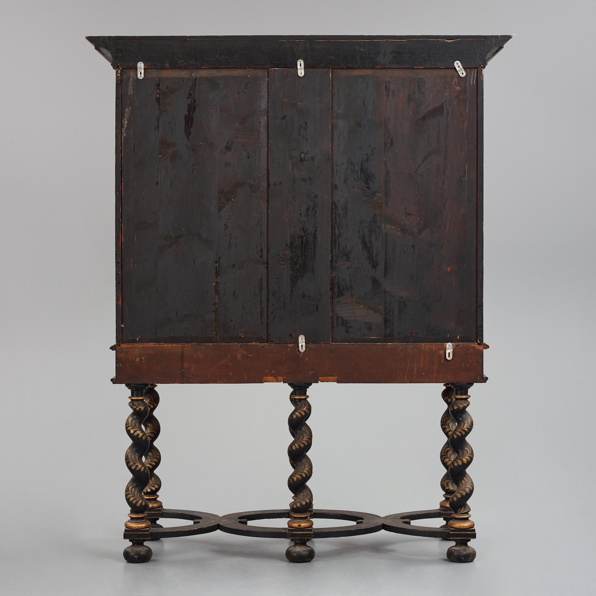 Skåp, Sverige 1700-talets första del, Fredrik I, Senbarock.