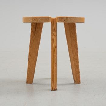A pine stool probably designed by Lisa Johansson-Pape from Kervo Snickerifabrik, 1970s / 1980s.