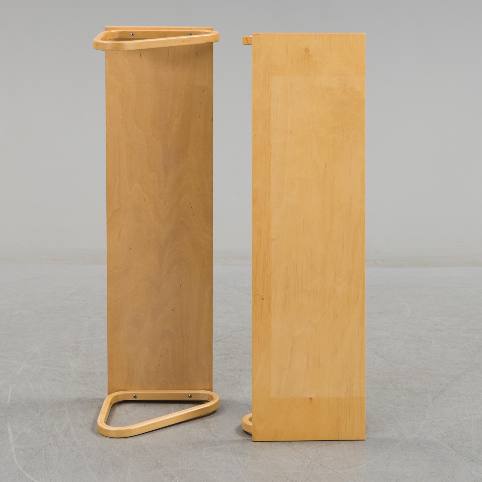 Two '112B' shelfs by Alvar Aalto, Artek.