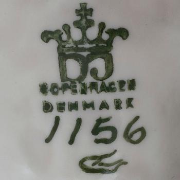 FIGURIN, porslin, Dahl-Jensen Copenhagen 1928-1981.