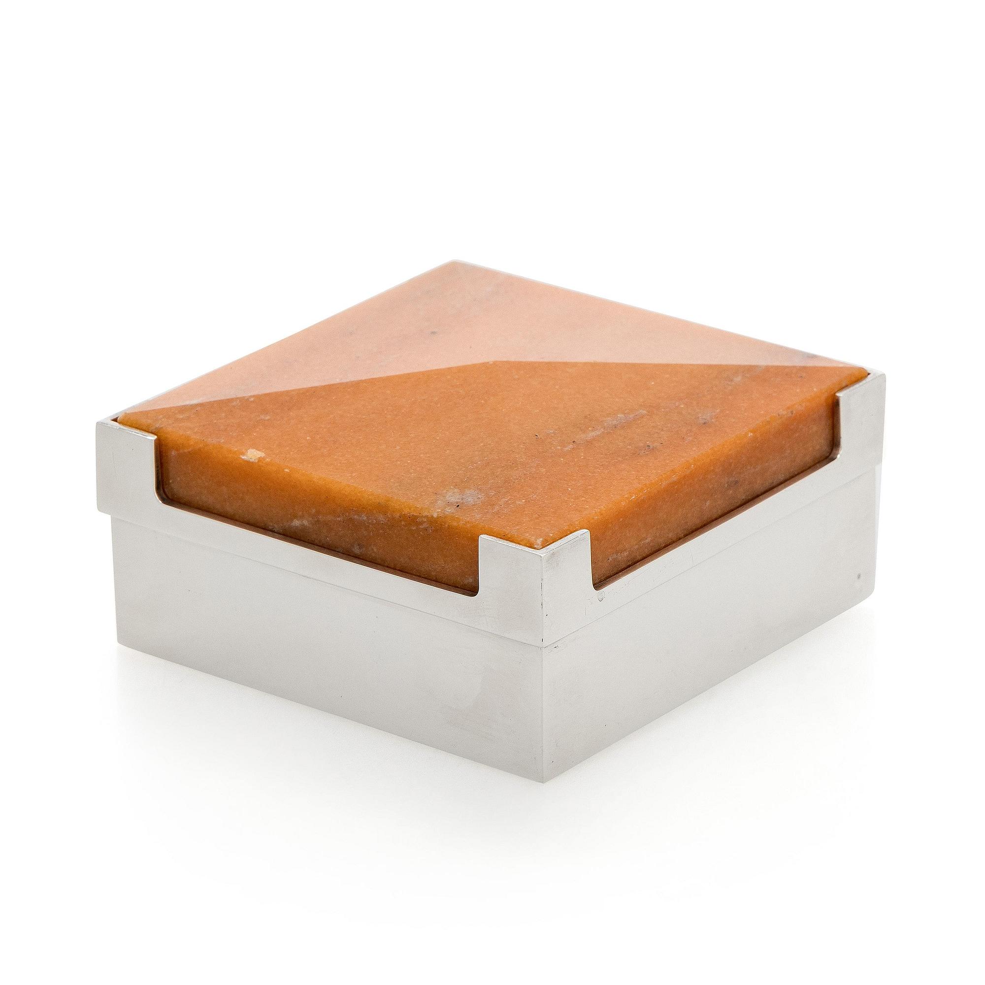Bertel Gardberg, A lidded silver box with rosewood interior,  for Kultateollisuus, Turku 1968.