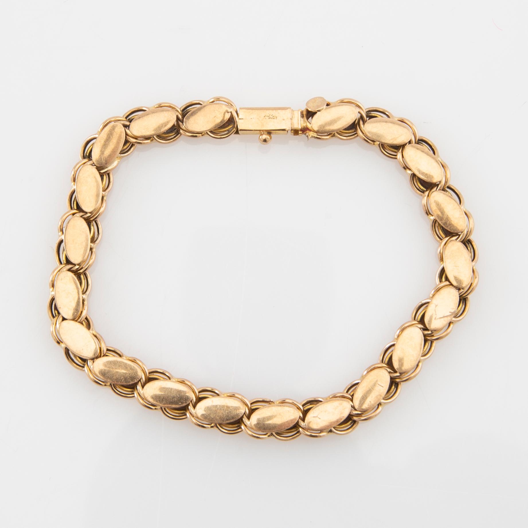 Bracelet 14K gold.