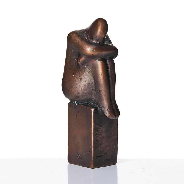 Lisa Larson, Skulptur ”Tänkaren", patinerad brons, Galleri Scandia, efter 1978, ed. 586/999.