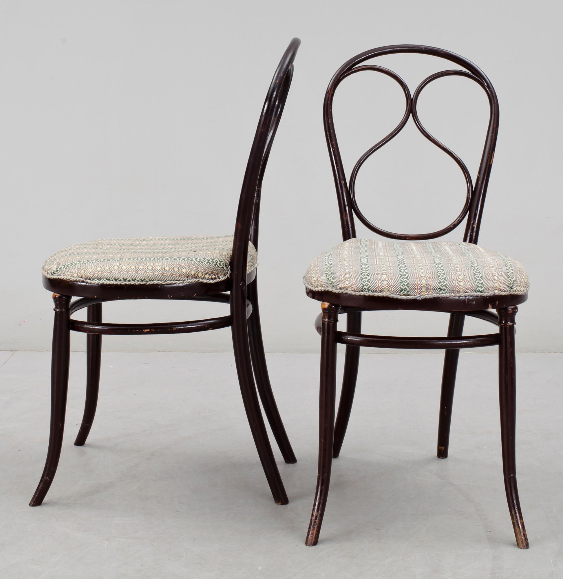 STOLAR, ett par, Thonetstil, 1900-tal.