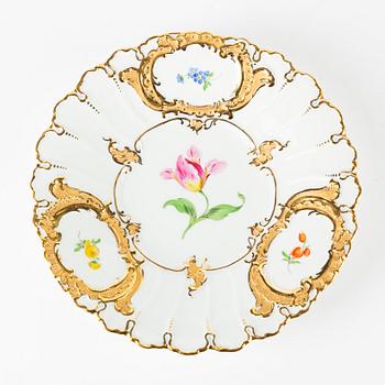 A porcelain bowl and a dish, Meissen, late 19th Century / 20th Century.