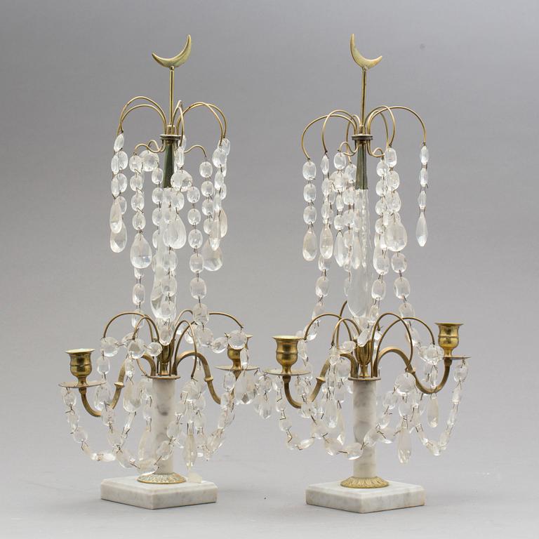 BORDSLYSTRAR, ett par, gustaviansk stil, 18/1900-tal.