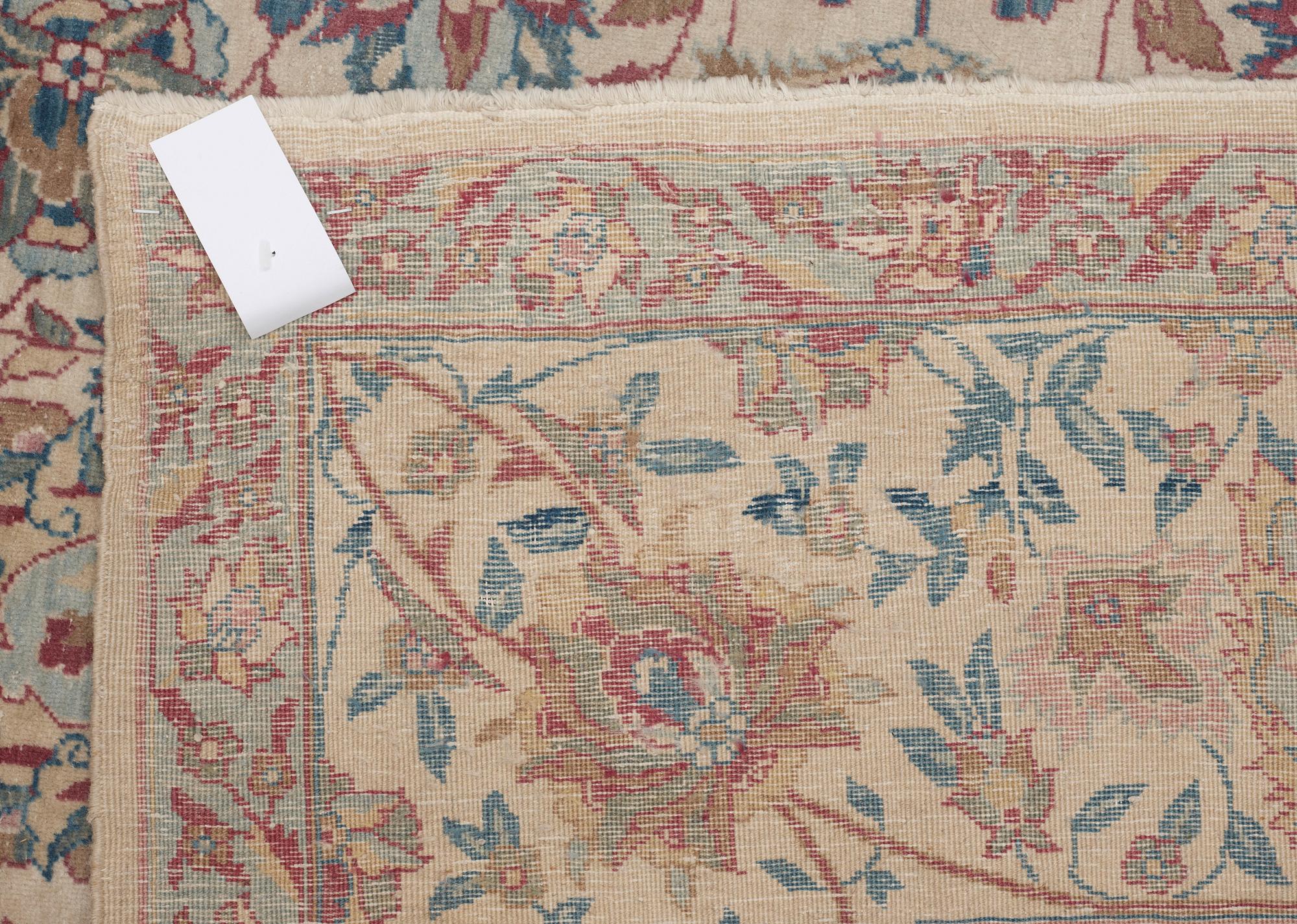 SEMIANTIK KIRMAN. 691 x 318 cm.